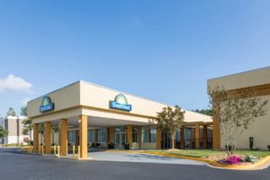Days Inn Madison | Where To Stay In Georgia | Places To Stay in Madison GA | Visit Madison
