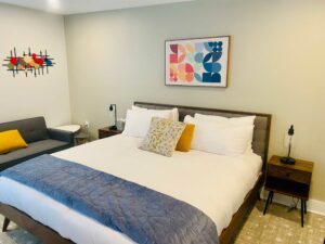 King Room of New South Motor Inn in Madison, GA